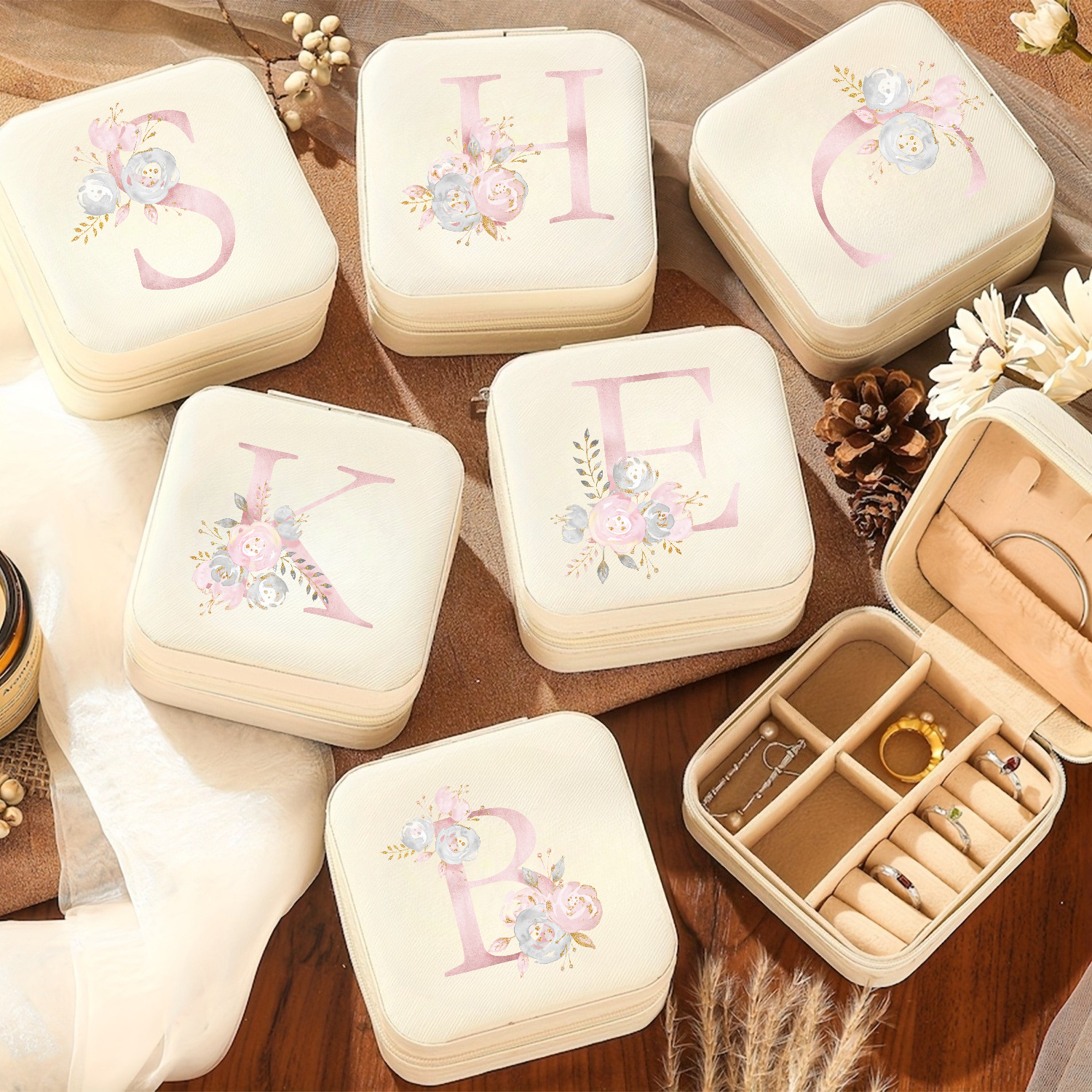 A-Z Alphabet Print Beige Trave - مراجعة Event Z وسعره