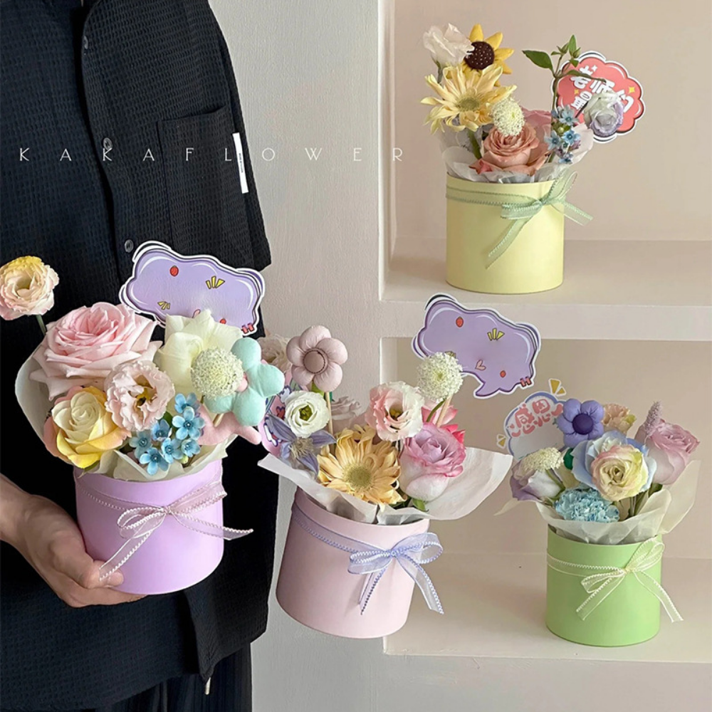 Small Flowers Packing Box Hug  - مراجعة Event Party Box وسعره