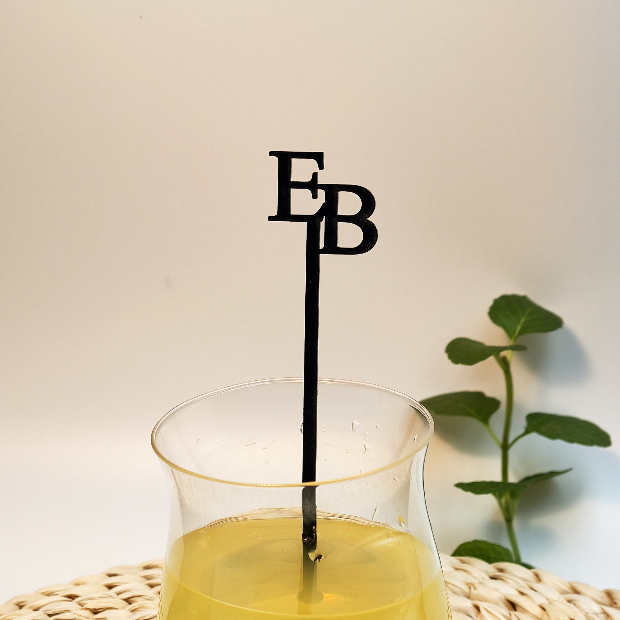 Customized Wedding Cocktail St - مراجعة Centerpiece Stick وسعره
