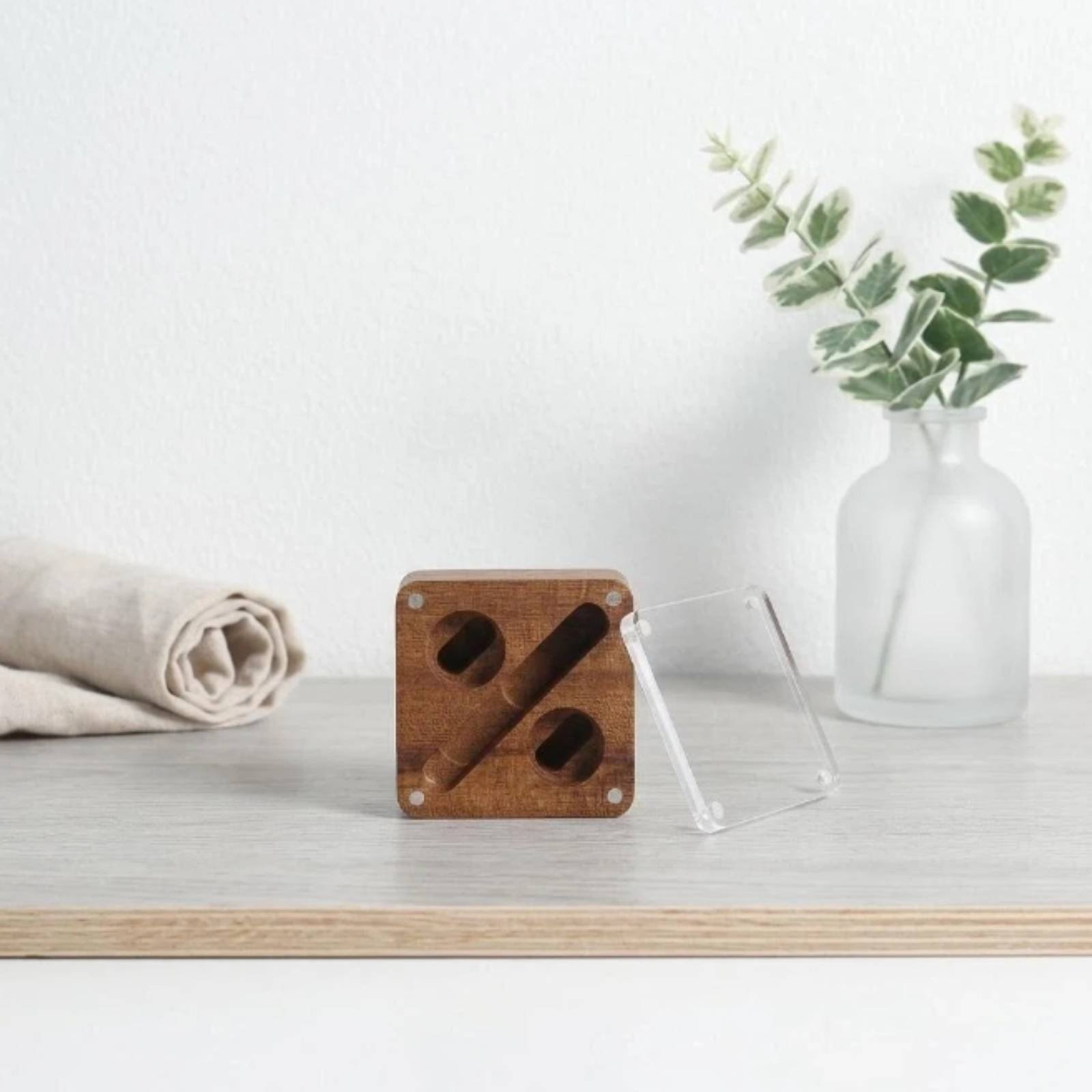Wooden Display Box Business De - مراجعة Event & Party Supply وسعره