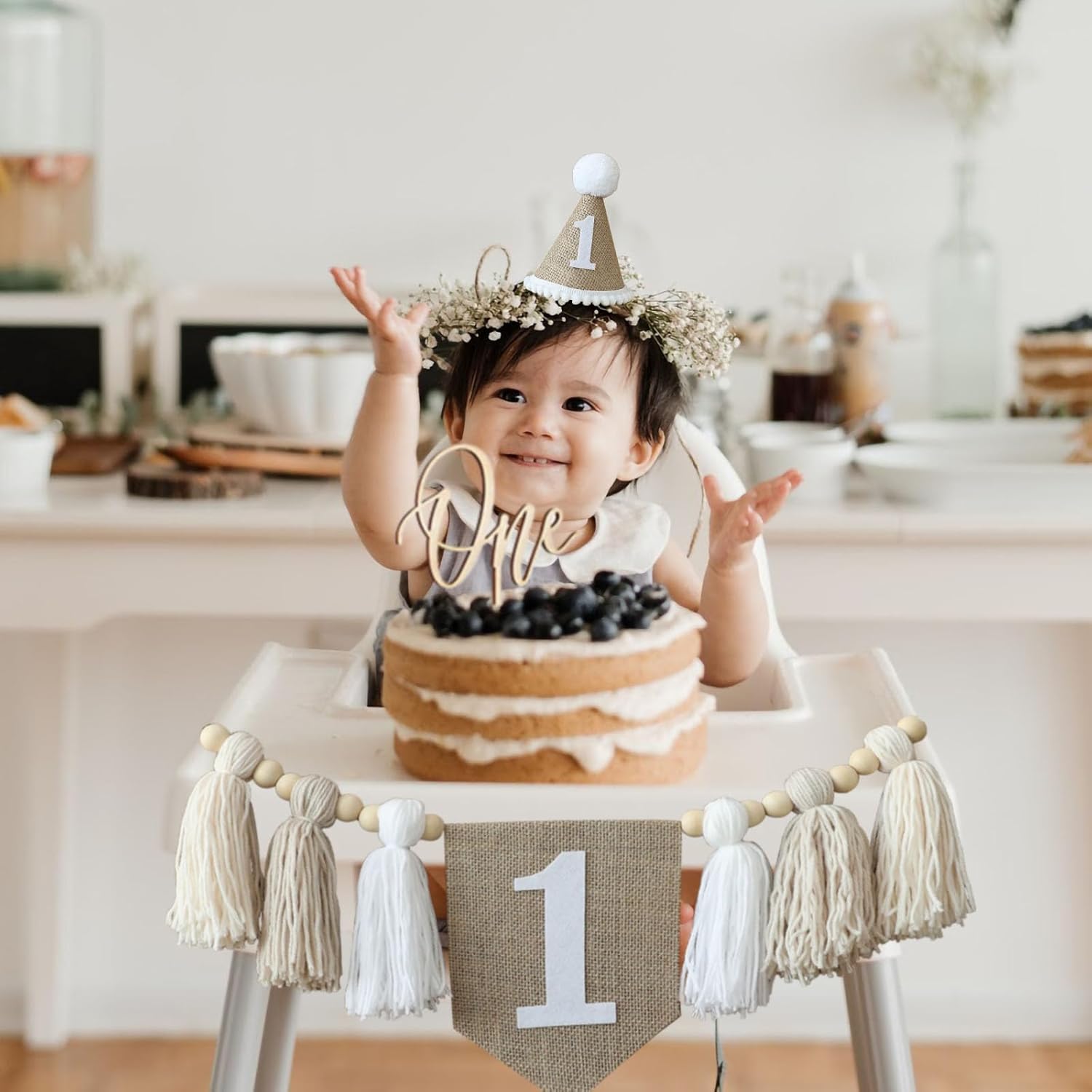 Birthday High Chair Banner Han - مراجعة Party Hat Cone وسعره